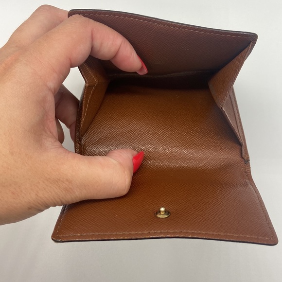 Louis Vuitton Monogram Bifold Wallet - Picture 11 of 12
